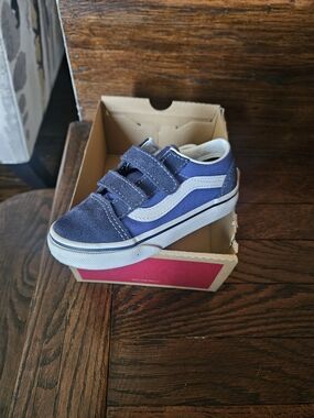 Kids Navy Blue Vens Shoe